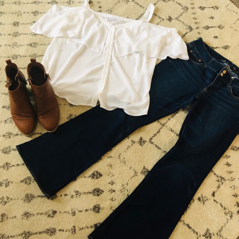 New York & Co Cold Shoulder Top